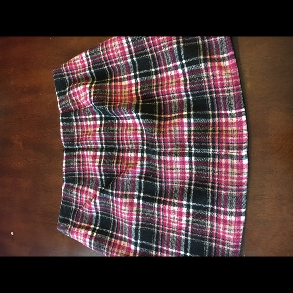 Forever 21 plaid skirt - Picture 2 of 4